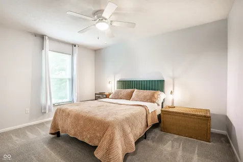8470 Andorra Drive Fishers IN 46038