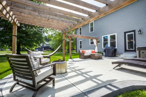 8470 Andorra Drive Fishers IN 46038