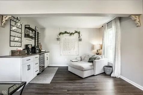 8470 Andorra Drive Fishers IN 46038