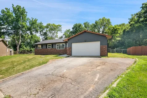 221 Fisher Court Indianapolis IN 46241