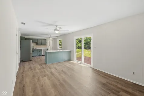 221 Fisher Court Indianapolis IN 46241