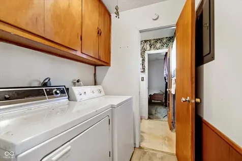 2436 Galaxy Lane Indianapolis IN 46229