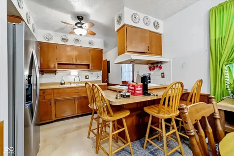2436 Galaxy Lane Indianapolis IN 46229