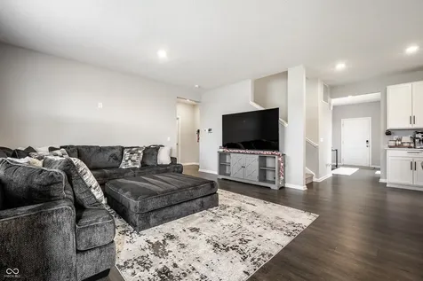 6061 Granby Drive Whitestown IN 46075