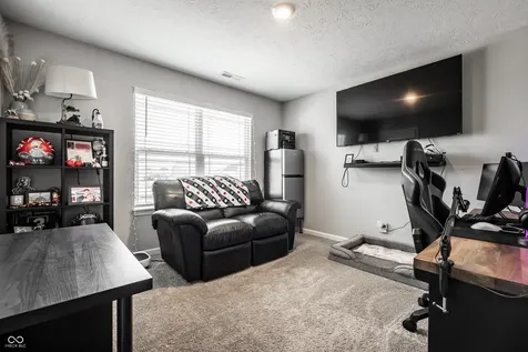 6061 Granby Drive Whitestown IN 46075