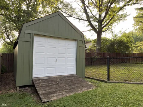 7056 Eagle Road Indianapolis IN 46278
