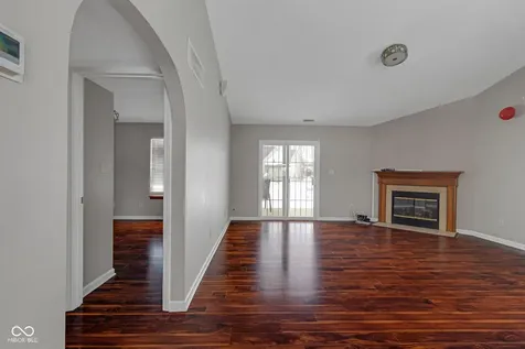 6318 Pickwick Court Zionsville IN 46077