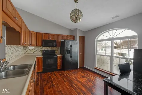 6318 Pickwick Court Zionsville IN 46077