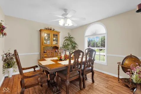 17 Erins Court Whiteland IN 46184
