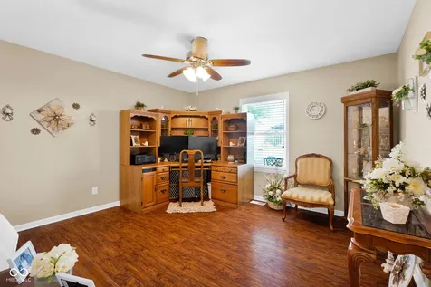 17 Erins Court Whiteland IN 46184