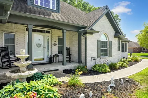 17 Erins Court Whiteland IN 46184