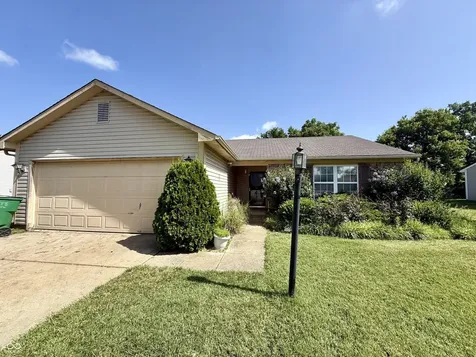 18061 Sanibel Circle Westfield IN 46062