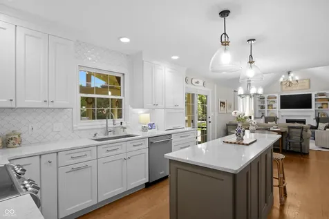 3984 Jonathan Ridge Drive Columbus IN 47201