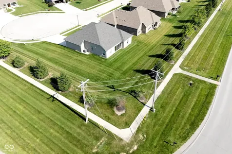 1313 Cartwell Court Danville IN 46122