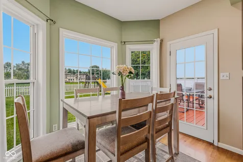 2448 Wyndham Place S Columbus IN 47203
