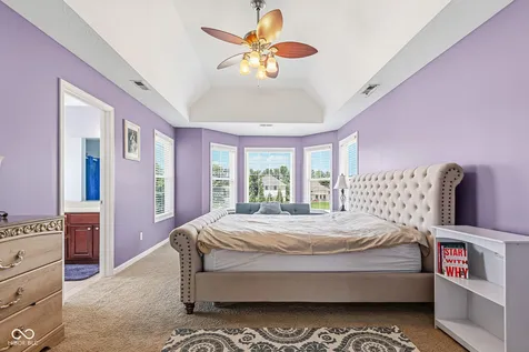 2448 Wyndham Place S Columbus IN 47203