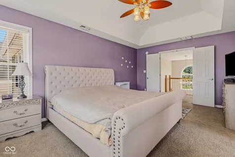 2448 Wyndham Place S Columbus IN 47203