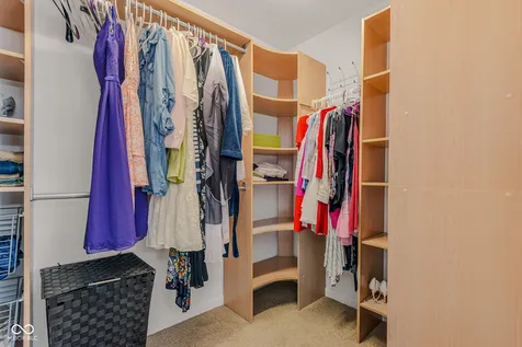 2448 Wyndham Place S Columbus IN 47203