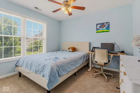 2448 Wyndham Place S Columbus IN 47203