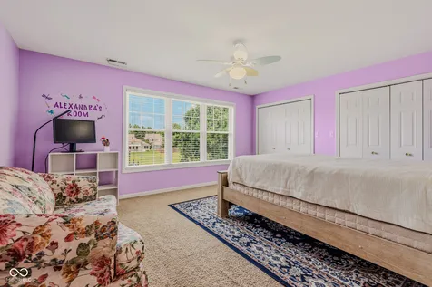 2448 Wyndham Place S Columbus IN 47203