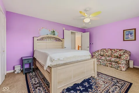 2448 Wyndham Place S Columbus IN 47203