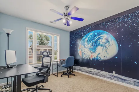 2448 Wyndham Place S Columbus IN 47203