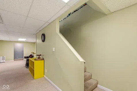 2448 Wyndham Place S Columbus IN 47203