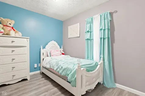 5305 E 19th Place Indianapolis IN 46218