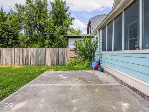 822 N Temple Avenue Indianapolis IN 46201