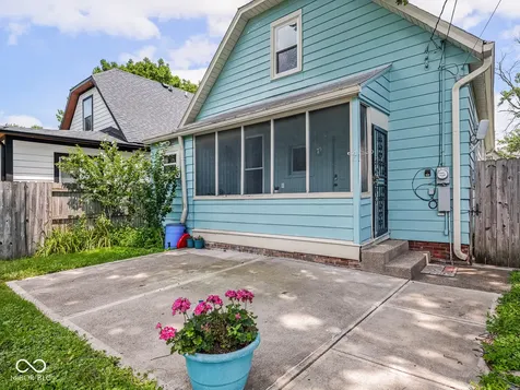 822 N Temple Avenue Indianapolis IN 46201