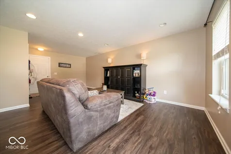 6301 Central Boulevard Whitestown IN 46075