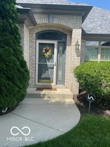1610 Trainers Circle Indianapolis IN 46239
