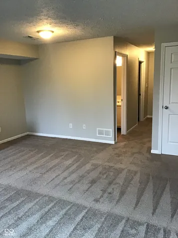 6062 Southbay Drive Indianapolis IN 46250