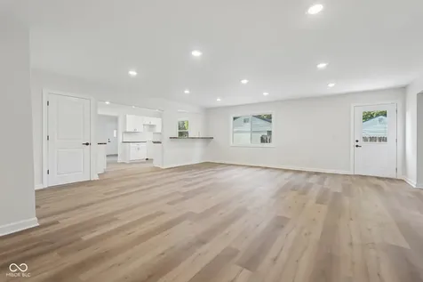 7618 Mary Lane Indianapolis IN 46217