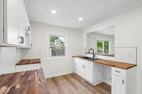 7618 Mary Lane Indianapolis IN 46217