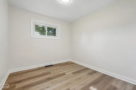 7618 Mary Lane Indianapolis IN 46217