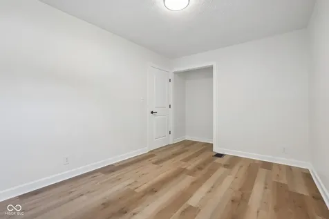 7618 Mary Lane Indianapolis IN 46217
