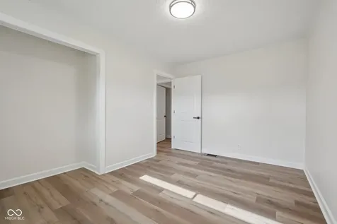 7618 Mary Lane Indianapolis IN 46217