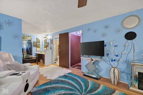 4556 Kingsboro Drive Indianapolis IN 46235
