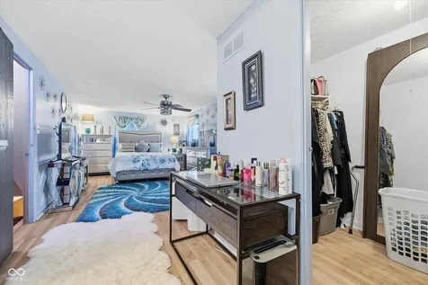 4556 Kingsboro Drive Indianapolis IN 46235