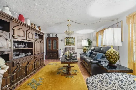 4556 Kingsboro Drive Indianapolis IN 46235