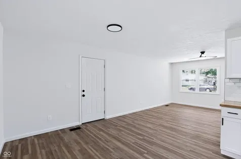 4047 Aspen Way Indianapolis IN 46226