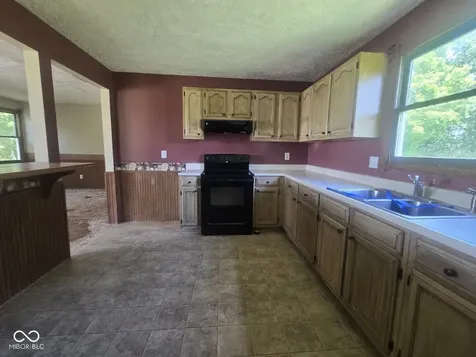 7930 N State Road 157 Worthington IN 47471