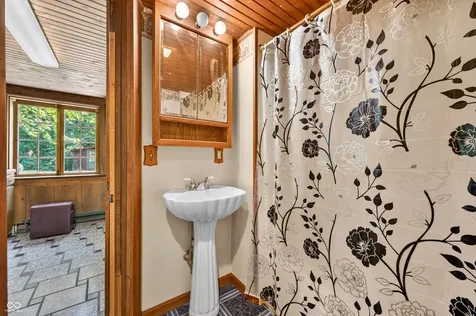 5462 Spearsville Road Morgantown IN 46160