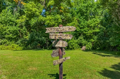 5462 Spearsville Road Morgantown IN 46160
