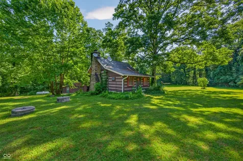 5462 Spearsville Road Morgantown IN 46160