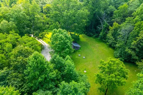 5462 Spearsville Road Morgantown IN 46160