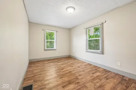 1611 Nichol Avenue Anderson IN 46016