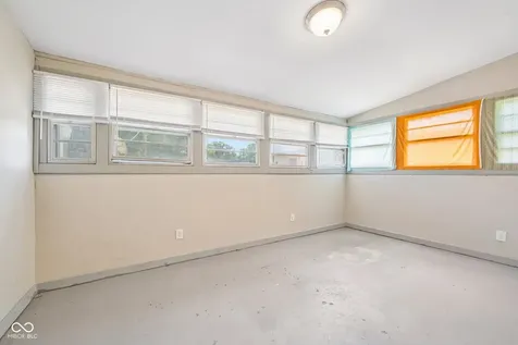 1611 Nichol Avenue Anderson IN 46016