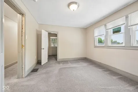 1611 Nichol Avenue Anderson IN 46016